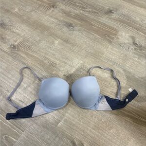 PINK Victoria's Secret Light Blue and Navy Bra